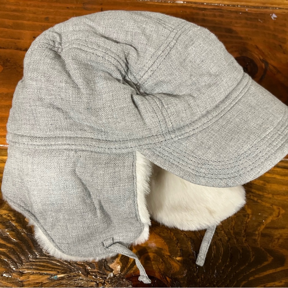 Baby gap winter hat 12-18mo